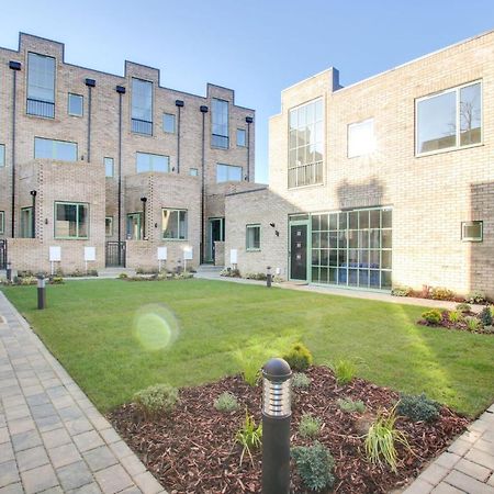 에드먼턴 Stunning Newbuilt 3 Bed House Sleeps 9 빌라 외부 사진